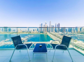 Emaar Beachfront Elegant 2 Bedroom Suite Private beach with Marina Skyline View By VIP Castles